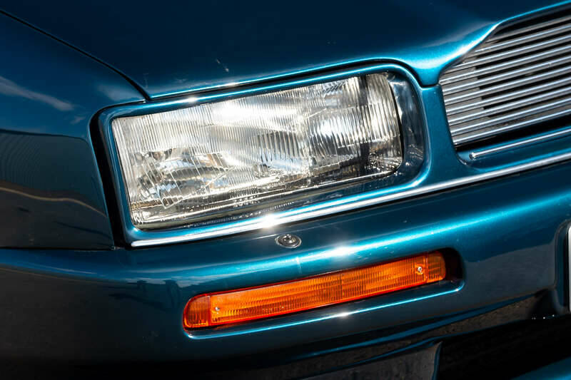 Image 15/50 of Aston Martin Virage Volante (1993)