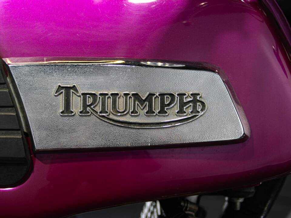 Image 39/50 de Triumph T 150 V Trident (1974)