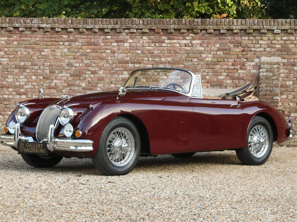 Immagine 18/50 di Jaguar XK 150 SE DHC (1958)