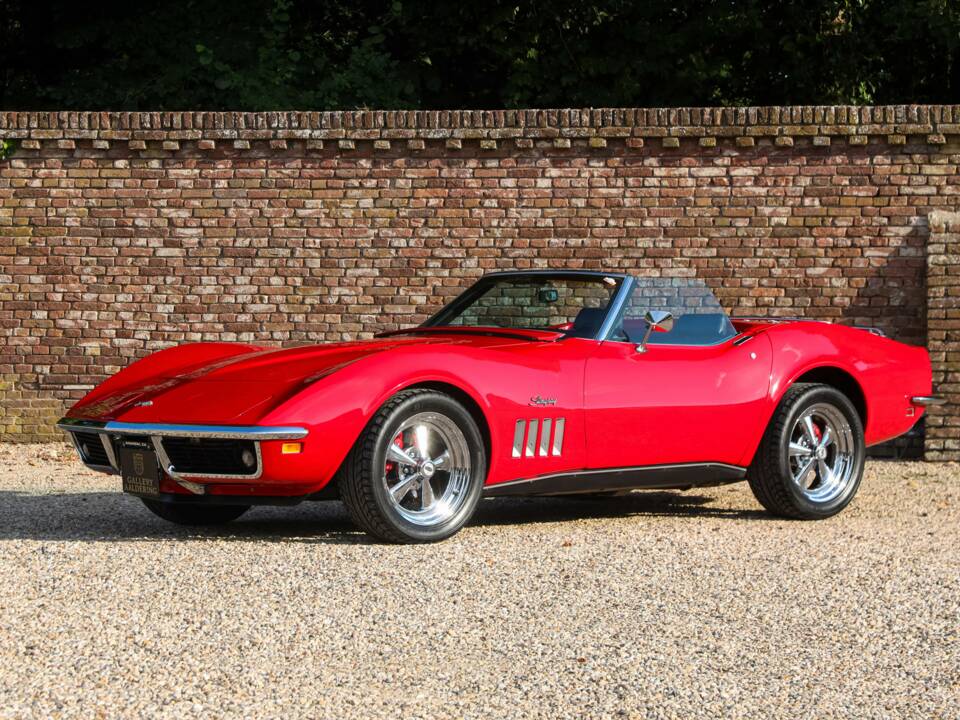 Image 25/50 of Chevrolet Corvette Stingray (1969)