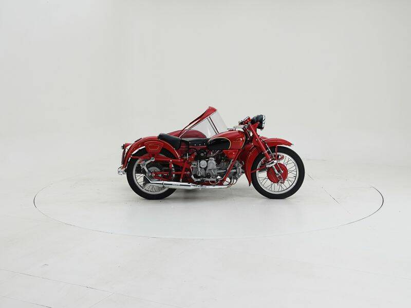 Image 6/15 de Moto Guzzi DUMMY (1953)