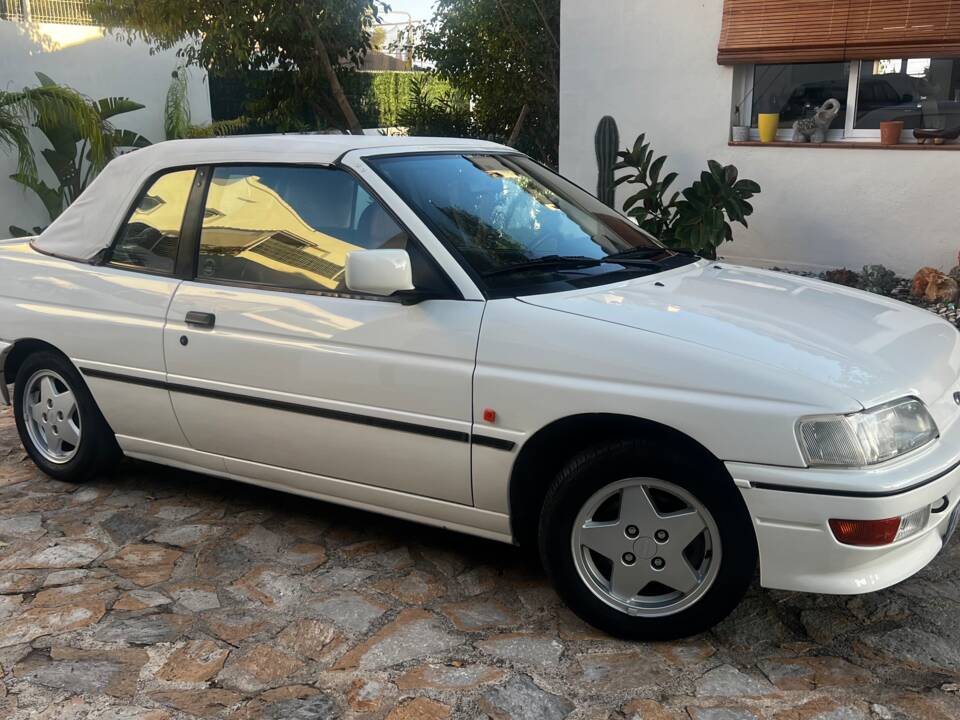 Afbeelding 2/23 van Ford Escort XR3i (1992)