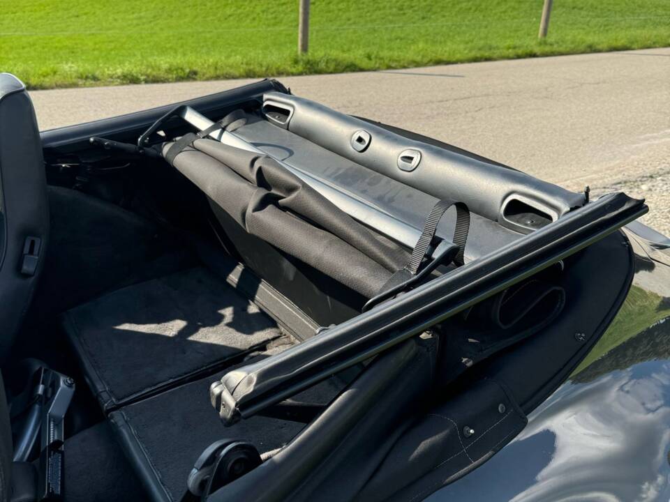 Bild 15/20 von Porsche 911 Carrera 4 (1990)