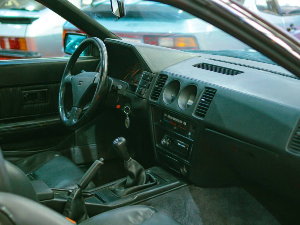 Image 36/46 of Nissan 300 ZX Turbo (1989)