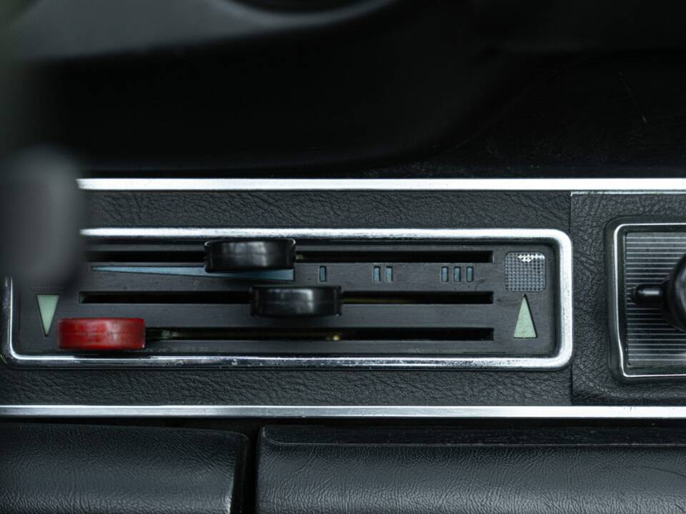 Image 38/50 de Porsche 911 2.4 S (1973)