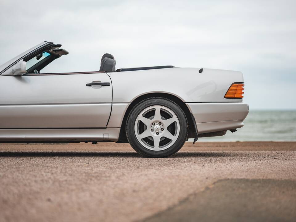 Image 21/42 de Mercedes-Benz SL 320 "Mille Miglia" (1995)