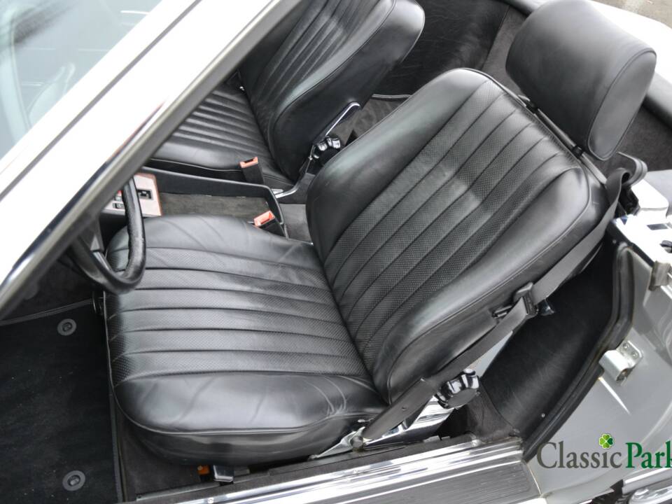 Image 40/50 of Mercedes-Benz 300 SL (1986)