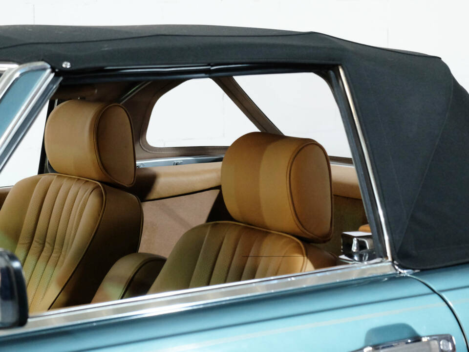 Bild 13/42 von Mercedes-Benz 560 SL (1989)