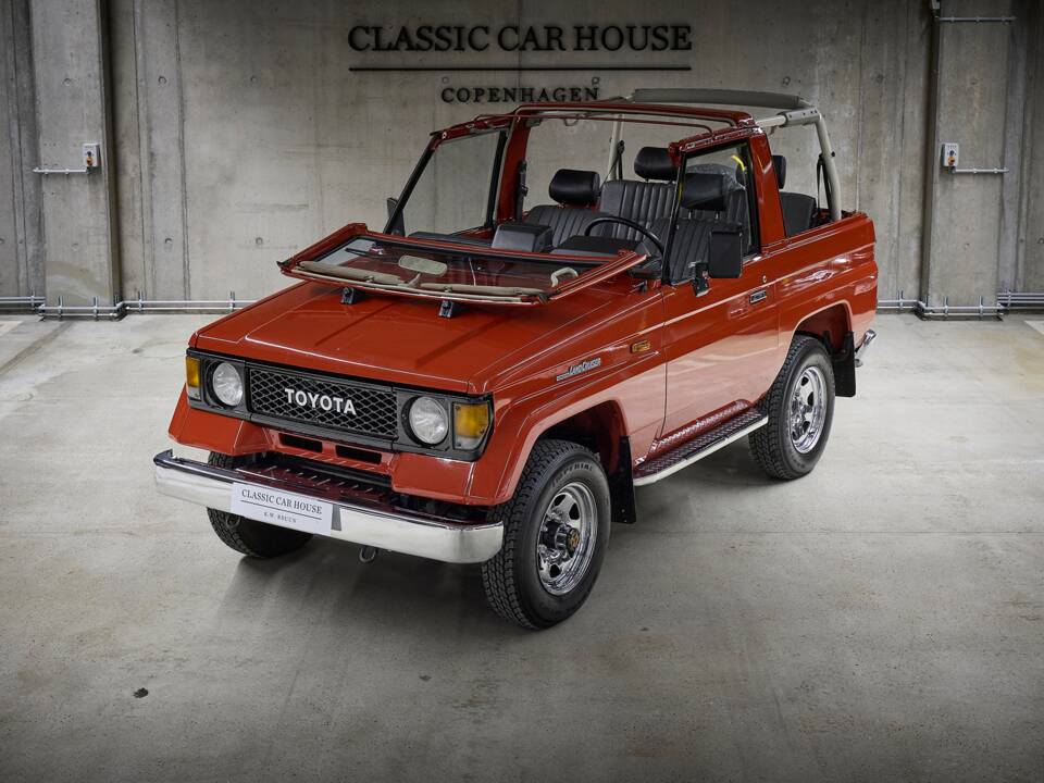 Afbeelding 5/100 van Toyota Land Cruiser LJ77 (1991)