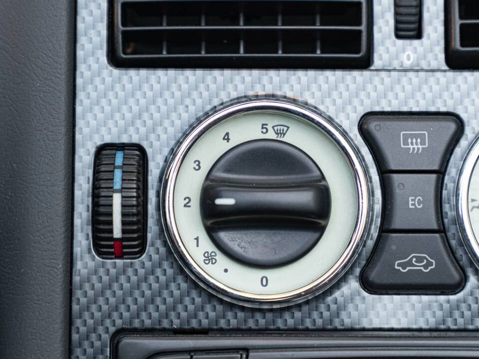 Immagine 43/50 di Mercedes-Benz SLK 200 (1997)