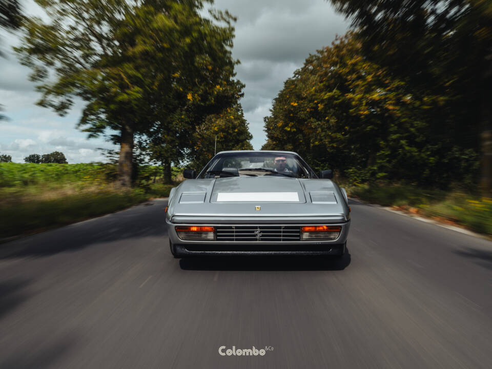 Immagine 23/24 di Ferrari 328 GTB (1986)