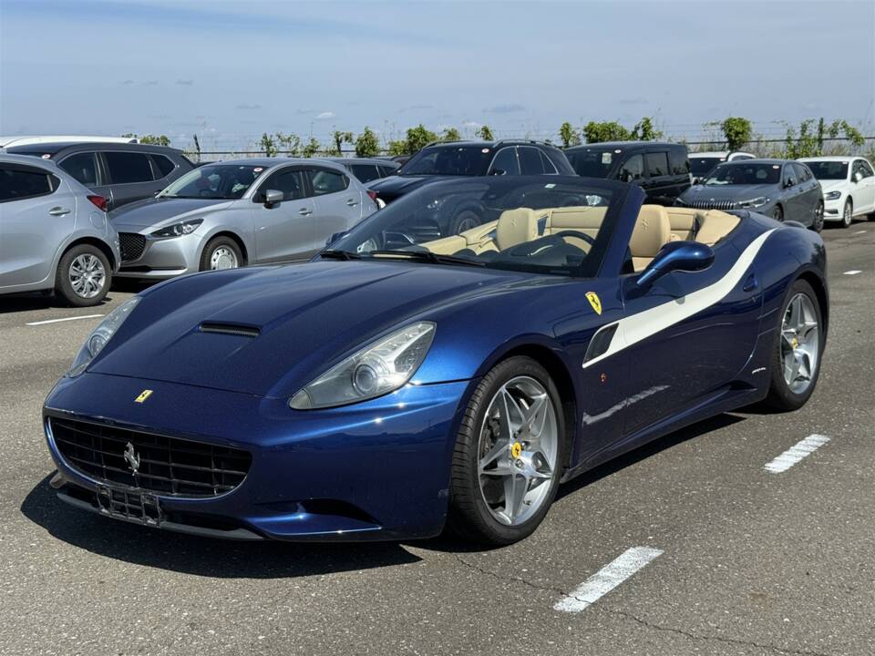 Image 2/51 of Ferrari California (2009)