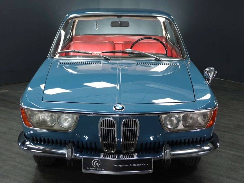 Image 9/30 de BMW 2000 CS (1967)