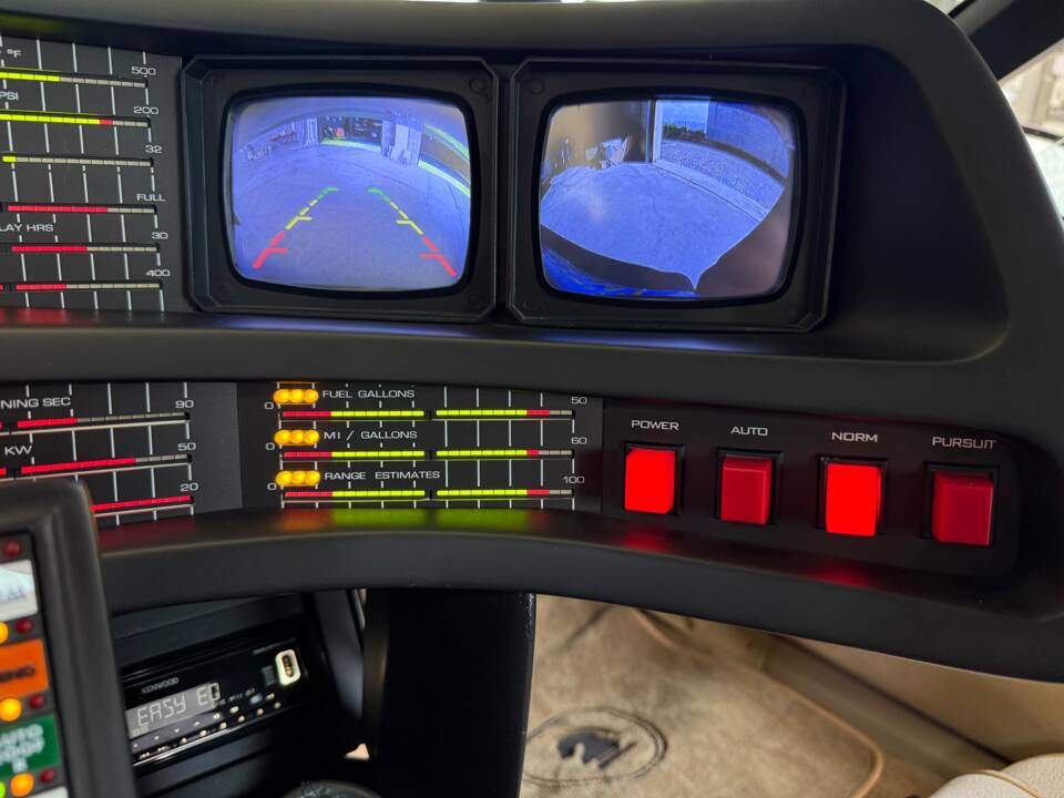 Bild 9/12 von Pontiac Firebird TransAm (1990)