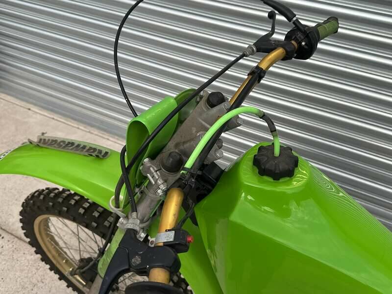 Image 9/15 of Kawasaki KX 125 (1981)