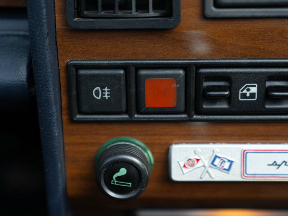 Image 39/50 of FIAT Spider 2000 Pininfarina 50th Anniversary Edition (1981)