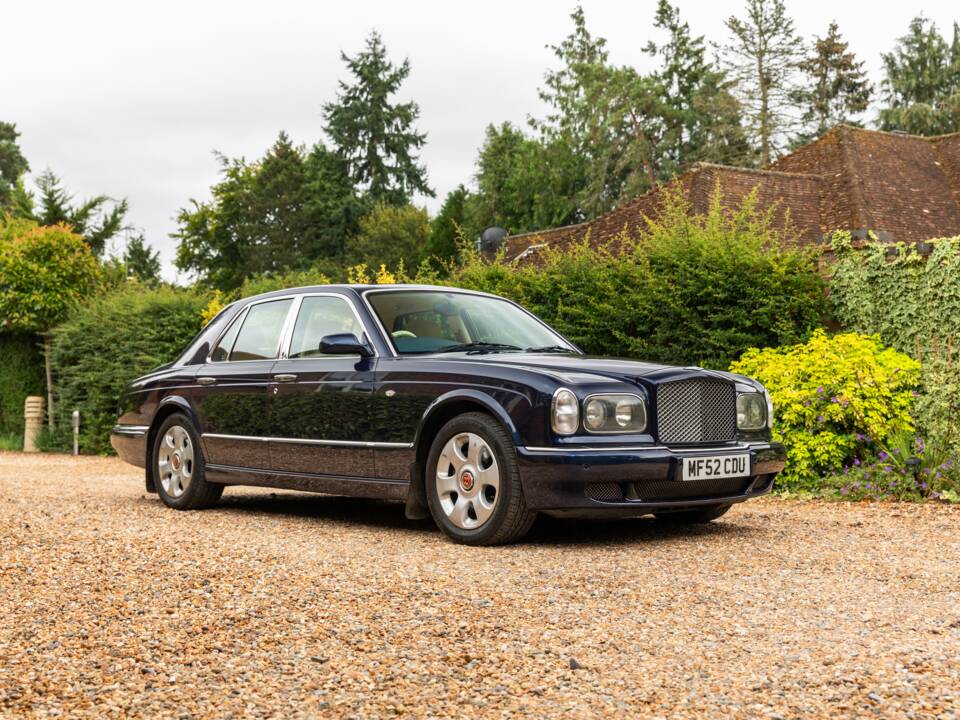 Image 19/37 of Bentley Arnage R (2002)