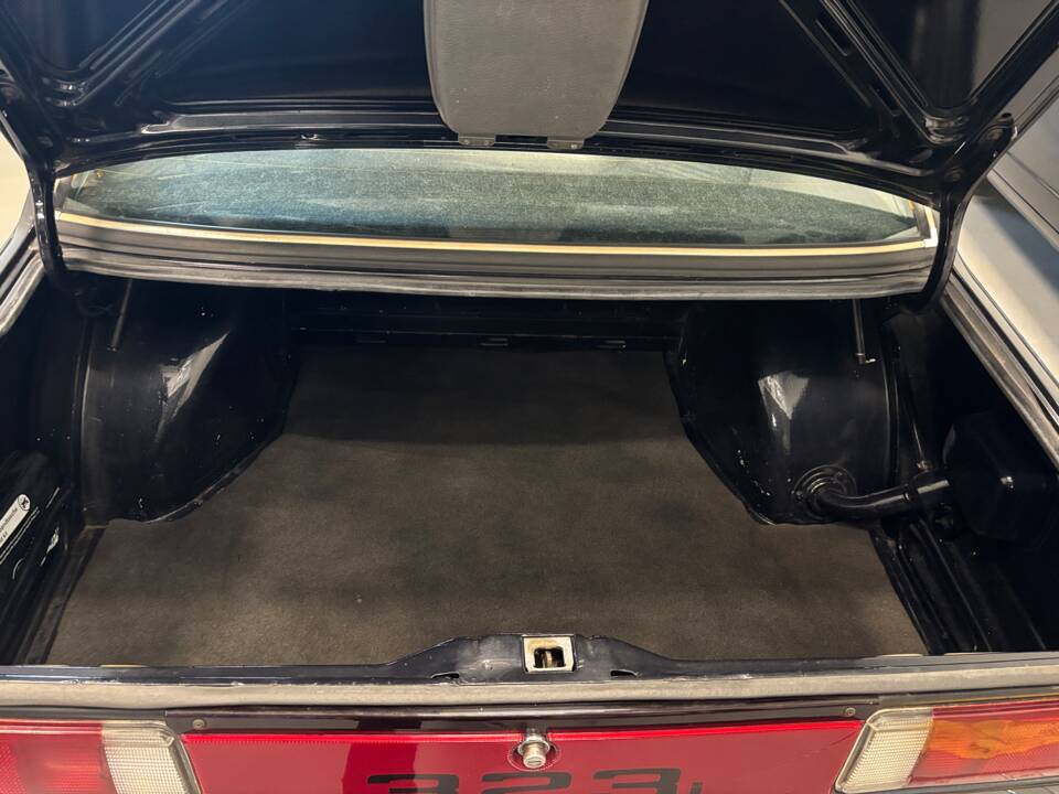 Image 24/28 of BMW 323i (1982)