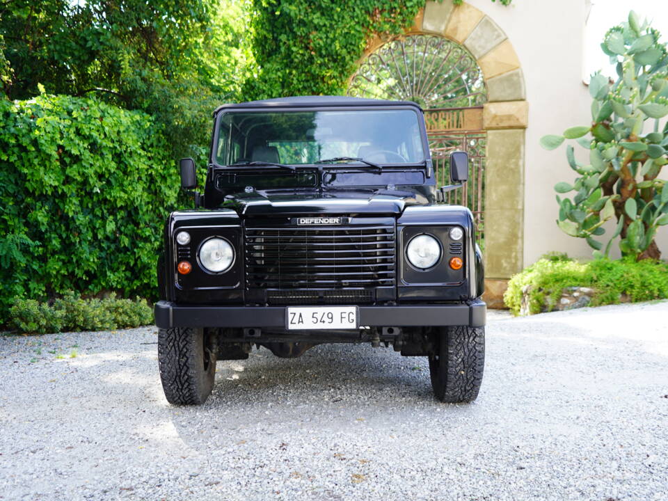 Bild 18/97 von Land Rover Defender 90 Td5 (2000)