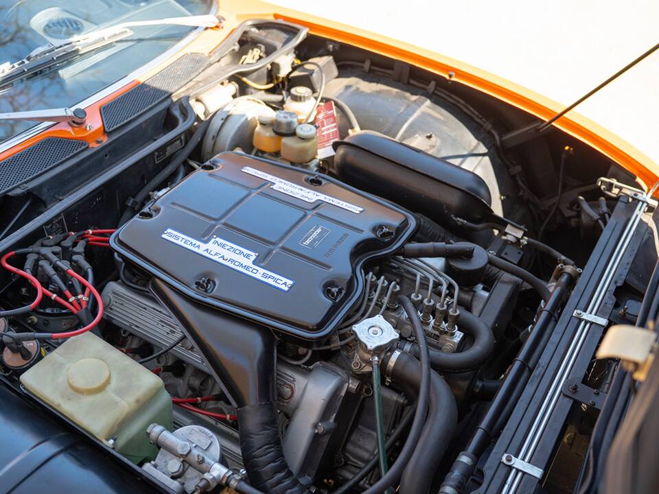 Image 47/50 de Alfa Romeo Montreal (1971)