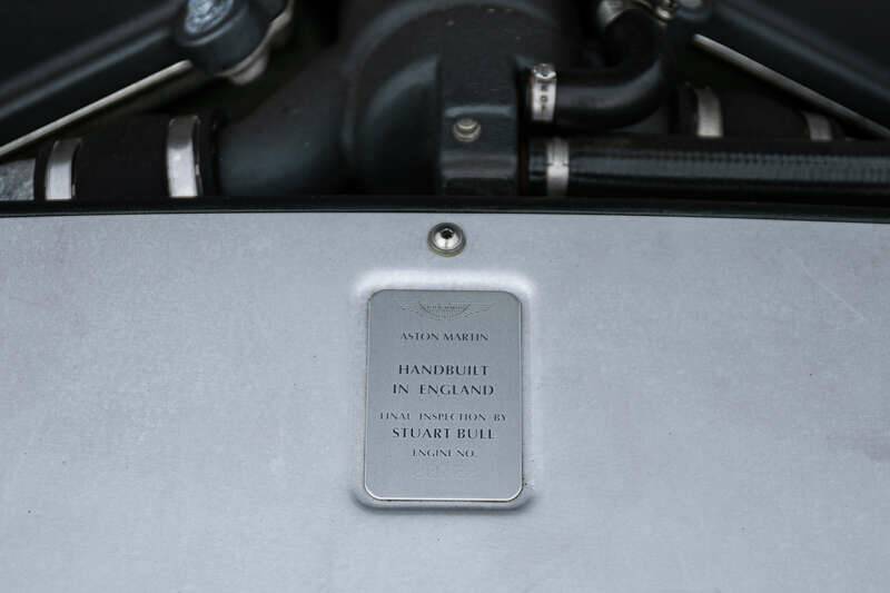 Bild 37/43 von Aston Martin V12 Vanquish (2003)