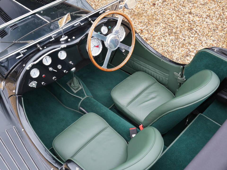 Image 43/50 de Jaguar SS 100 (1965)