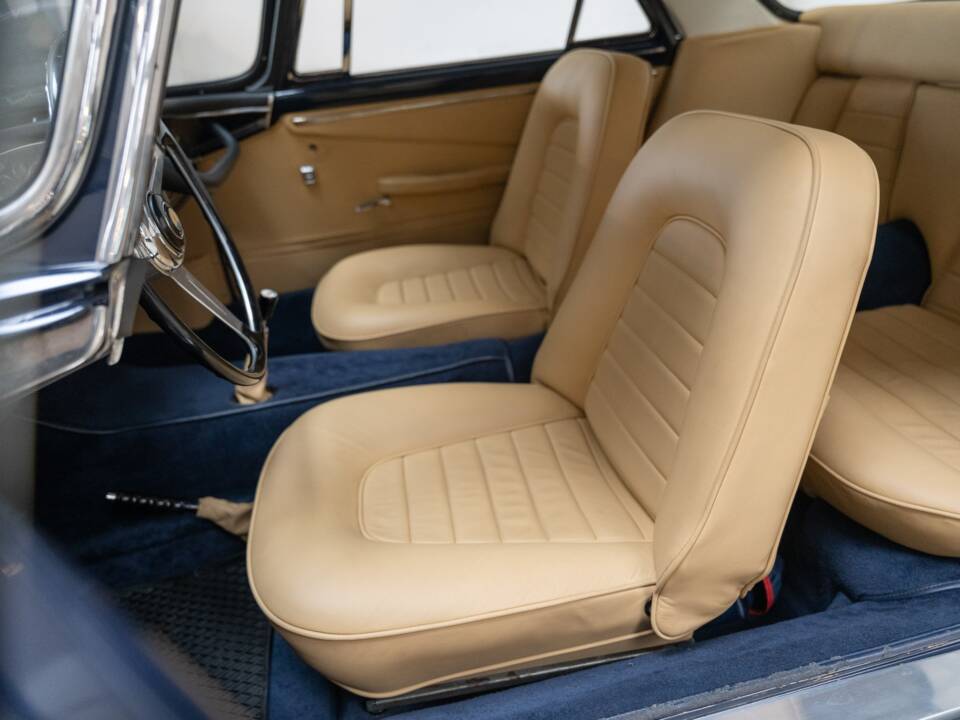 Bild 18/41 von Maserati 3500 GTI Touring (1962)