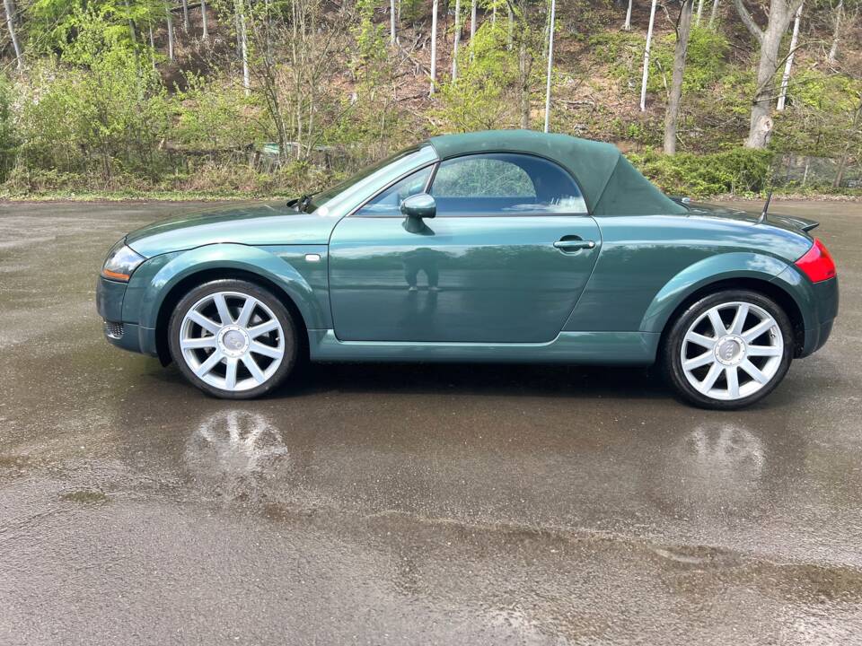 Bild 2/23 von Audi TT 1.8 T (2001)