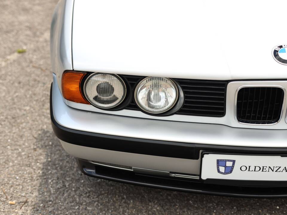 Bild 70/74 von BMW M5 Touring (1992)