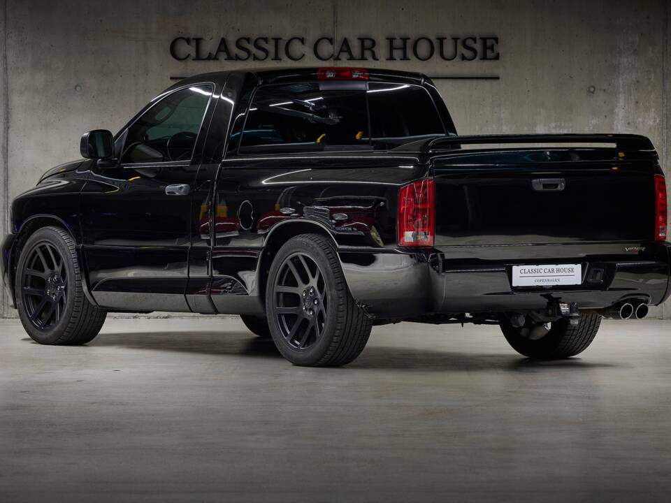 Immagine 5/100 di Dodge Ram SRT 10 (2006)