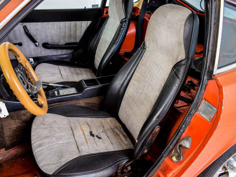 Image 43/50 of Datsun 240 Z (1971)