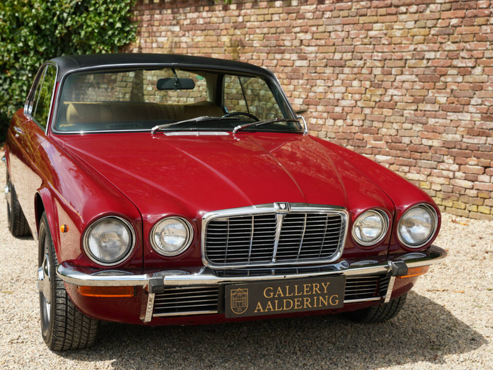 Imagen 13/50 de Jaguar XJ 6 L 4.2 (1977)