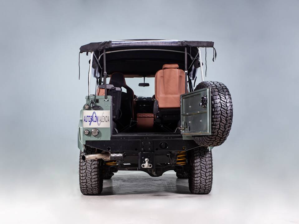 Image 43/44 of Land Rover Defender 90 (2011)