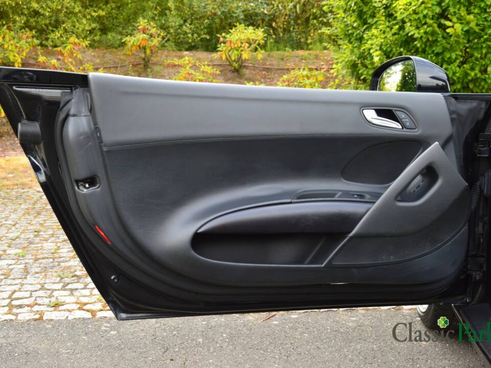 Image 24/50 of Audi R8 Spyder 4.2 FSI Quattro (2011)