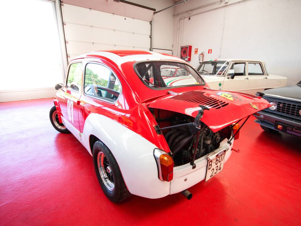 Bild 2/22 von SEAT 600 D (1968)