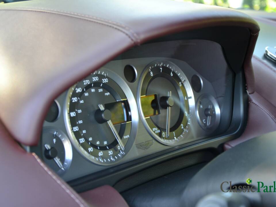 Image 26/50 de Aston Martin V8 Vantage (2005)