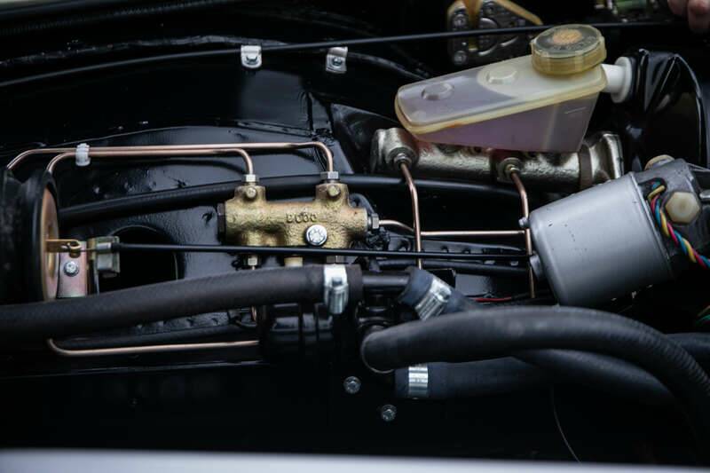 Image 35/39 of Aston Martin Lagonda (1982)