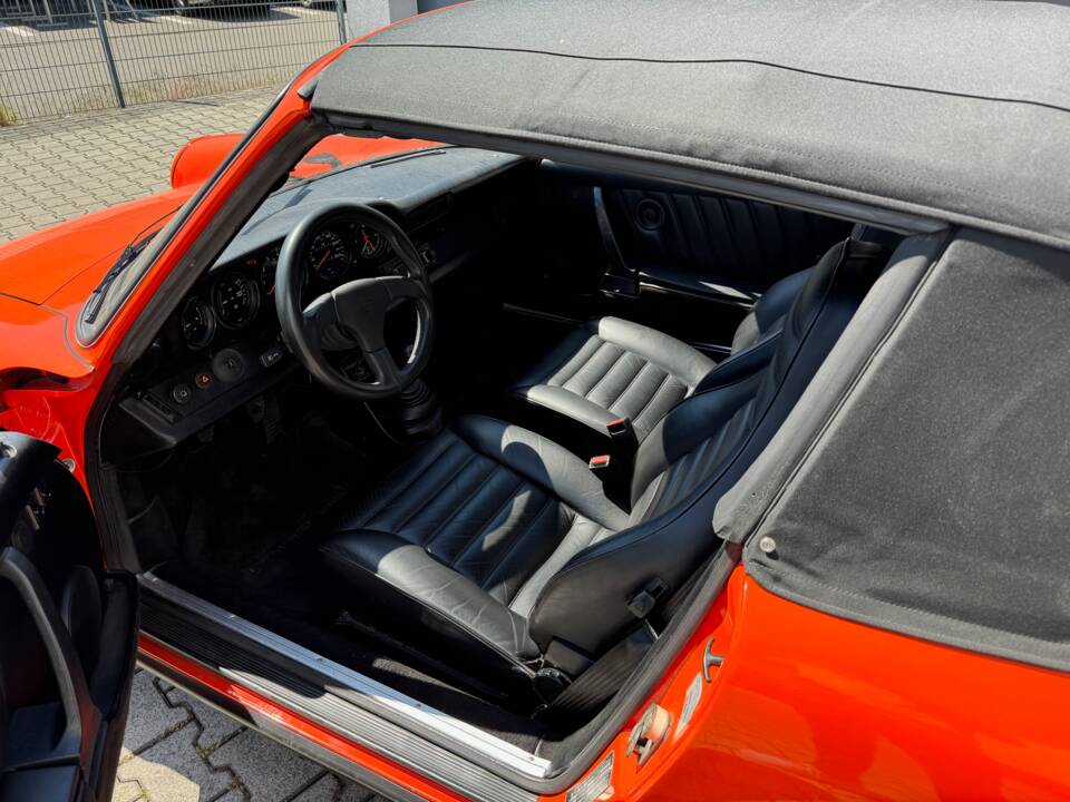 Image 11/14 of Porsche 911 SC 3.0 (1983)