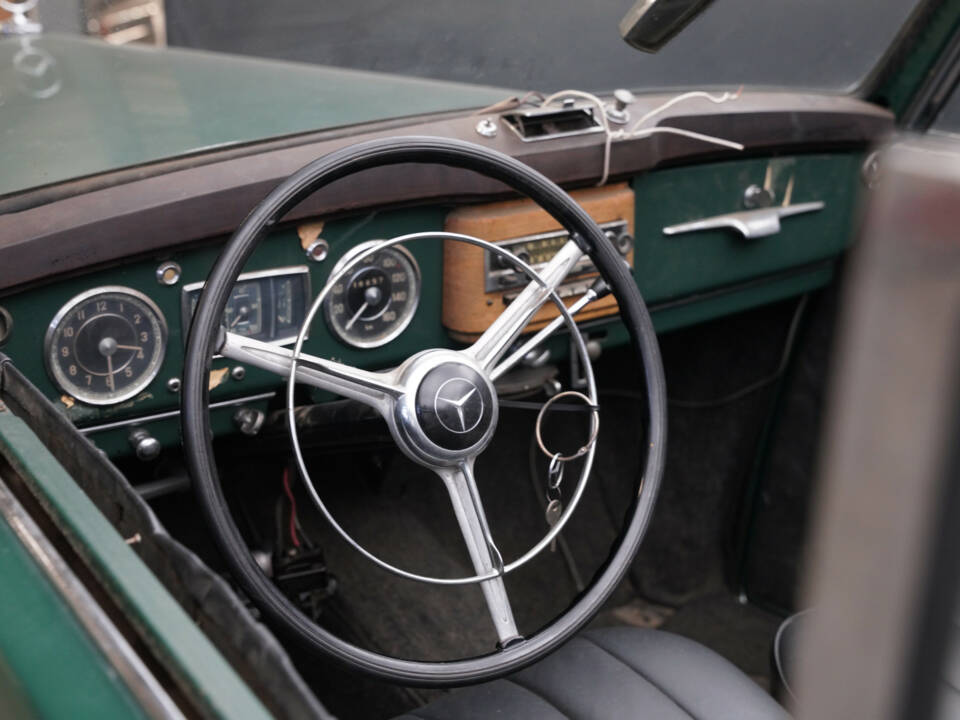 Afbeelding 13/50 van Mercedes-Benz 220 Cabriolet B (1952)