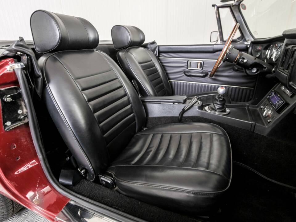 Bild 19/50 von MG MGB (1974)