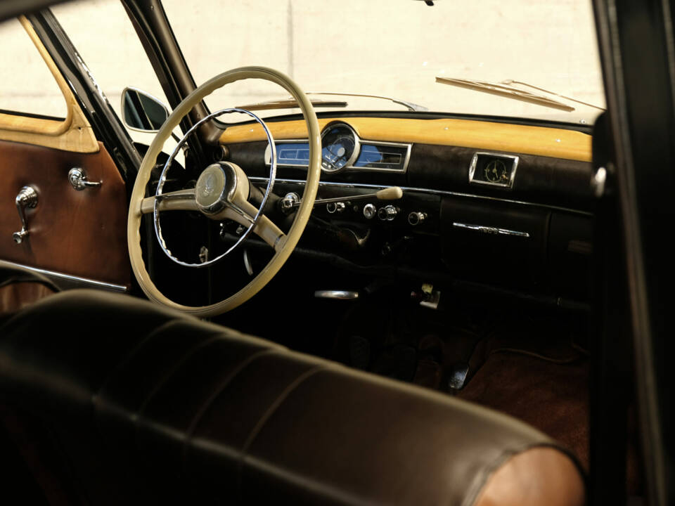 Immagine 15/21 di Mercedes-Benz 180 D (1957)