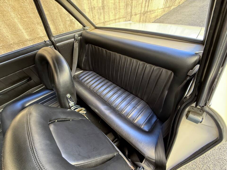 Image 18/23 de Lancia Fulvia Rallye 1.3 S (1970)