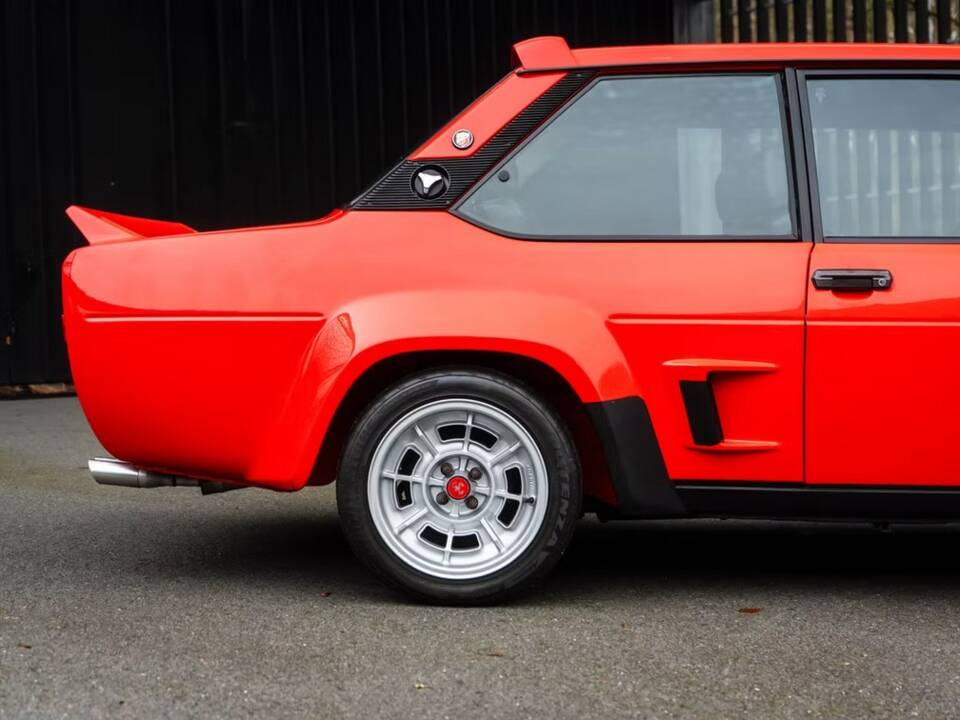 Image 9/15 of FIAT 131 Abarth Rally (1978)