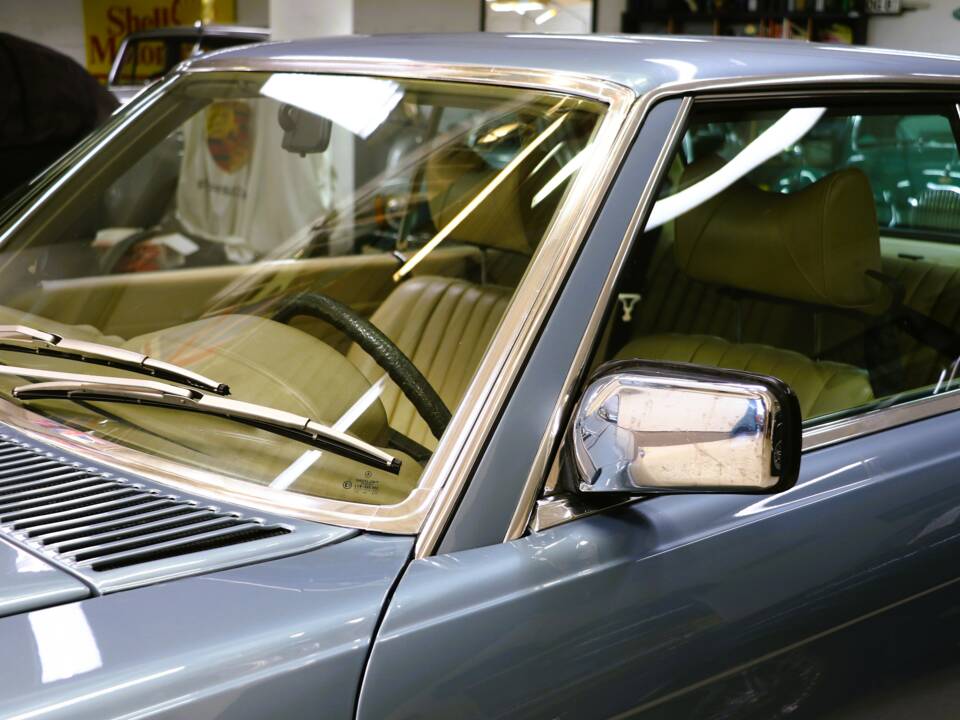 Image 13/41 de Mercedes-Benz 450 SLC 5,0 (1979)