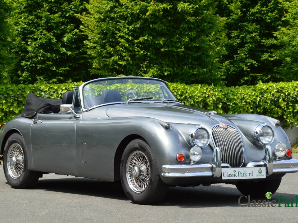 Image 4/50 of Jaguar XK 150 3.8 S DHC (1959)