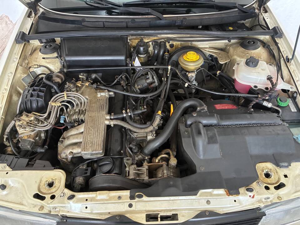 Bild 12/17 von Audi 90 - 2.3 (1989)