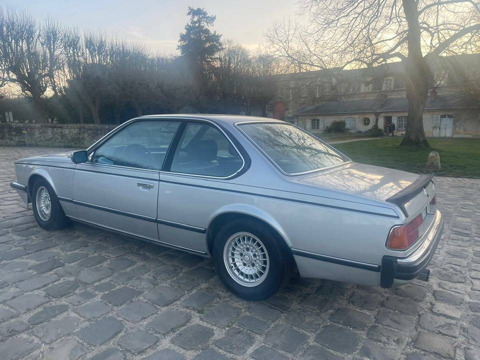 Immagine 8/37 di BMW 635 CSi (1979)