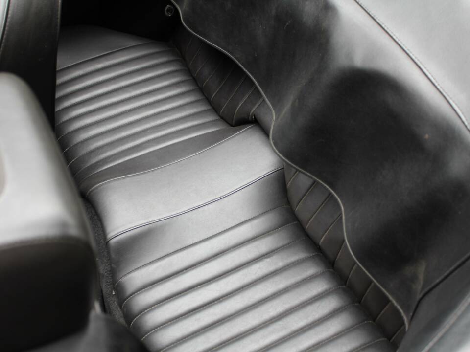 Image 14/20 of Alfa Romeo Spider Veloce 2000 (1972)