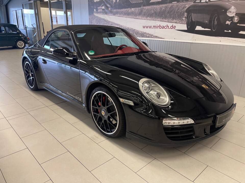 Bild 4/19 von Porsche 911 Targa 4S (2011)