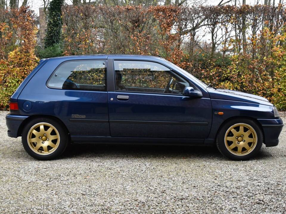 Bild 10/37 von Renault Clio I Williams (1994)